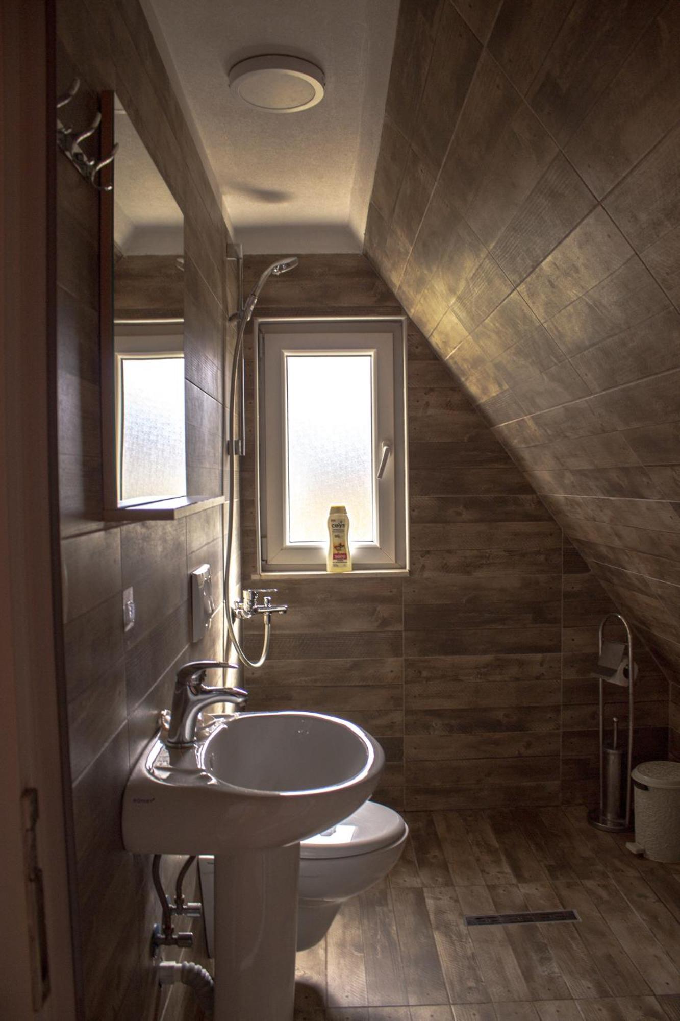 Aparthotel Bujtinat e lugines Valbona Esterno foto