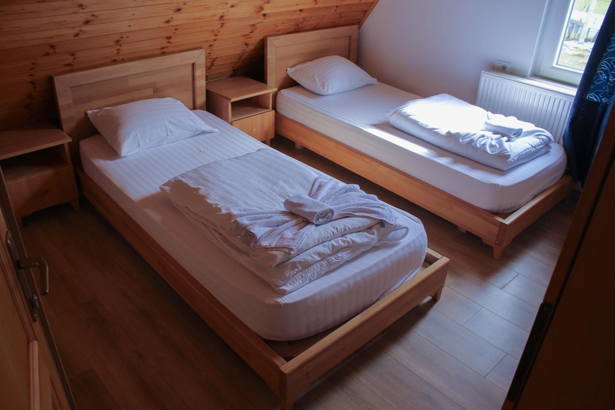 Aparthotel Bujtinat e lugines Valbona Esterno foto