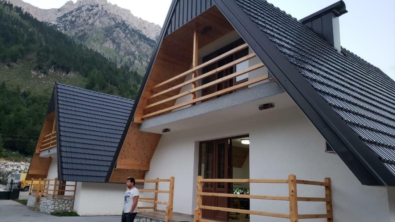 Aparthotel Bujtinat e lugines Valbona Esterno foto