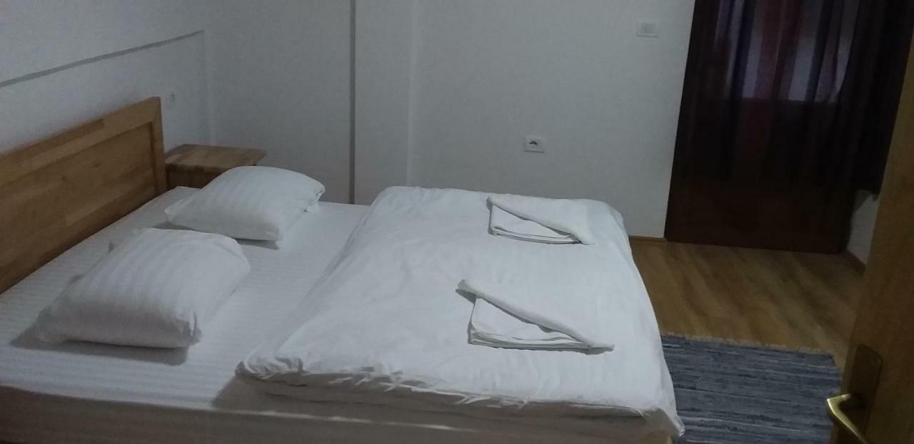 Aparthotel Bujtinat e lugines Valbona Camera foto