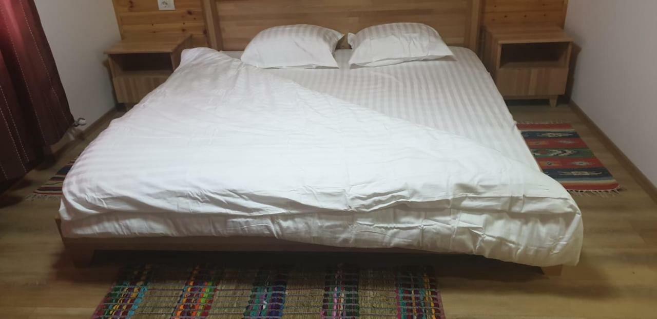 Aparthotel Bujtinat e lugines Valbona Esterno foto